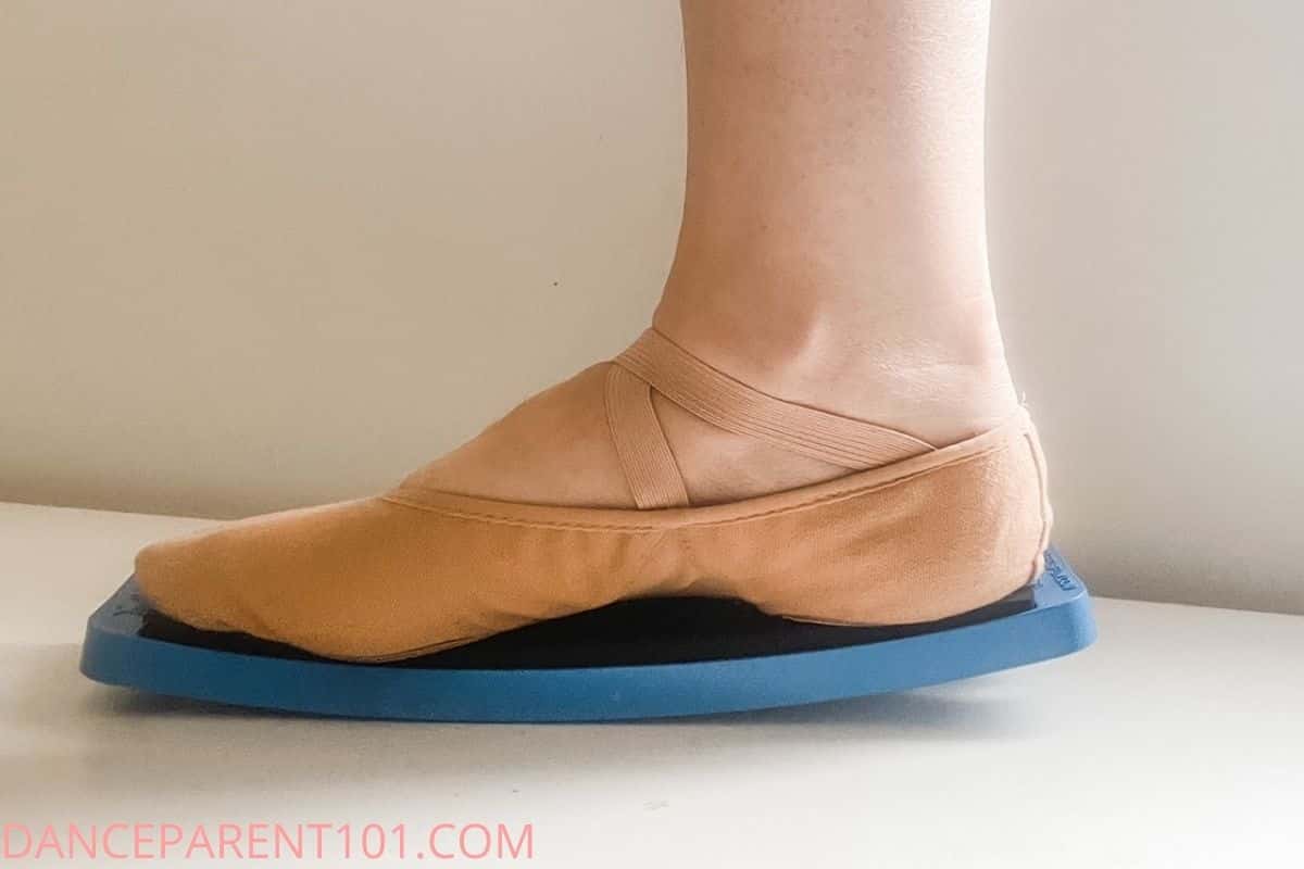 Teacher Approved Turn Board Exercises for Dancers To Improve Balance & Turns
